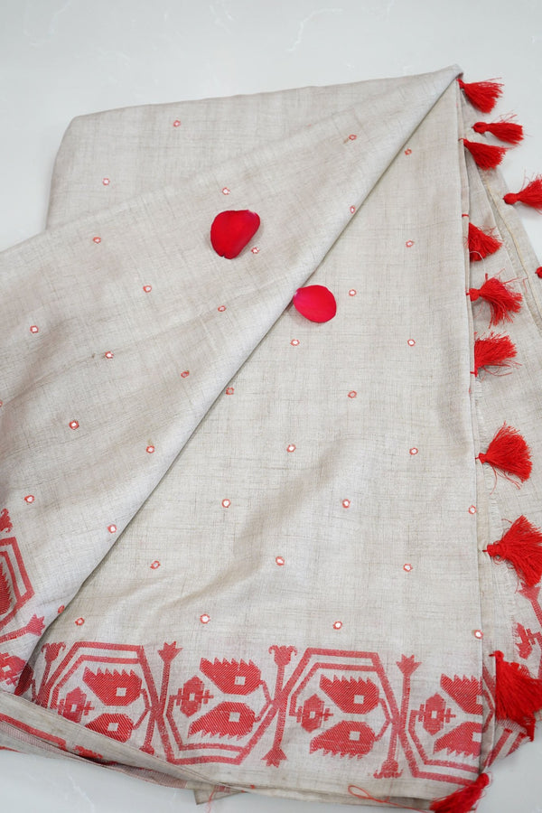 Ivory Bloom – Linen Cotton Saree - Thoranam Sarees